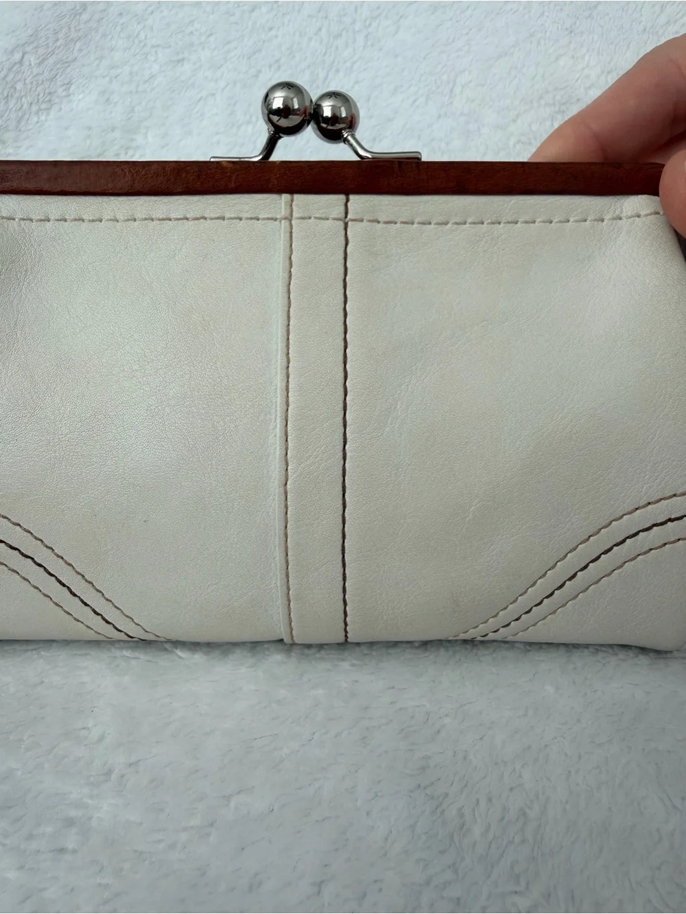 Coach Vintage Leather Soho Kisslock Framed Clutch